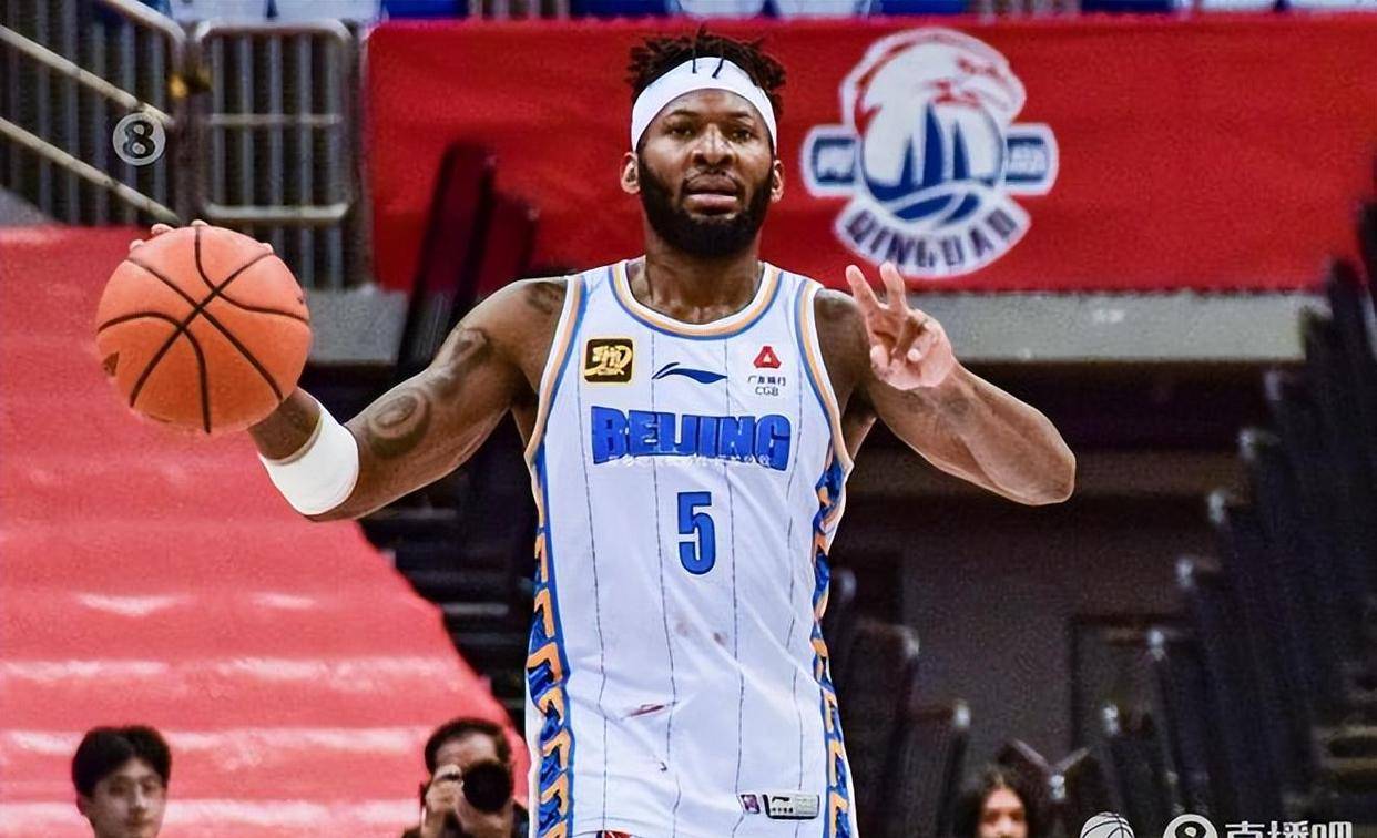 CBA季后赛集结日再迎强敌,北京首钢远射贴柱,主帅态度——管理层满意,高层口径保持一致(首钢官宣两悍将加盟球队) CBA季后赛集结日再迎强敌,北京首钢远射贴柱,主帅态度——管理层满意,高层口径保持一致(首钢官宣两悍将加盟球队)