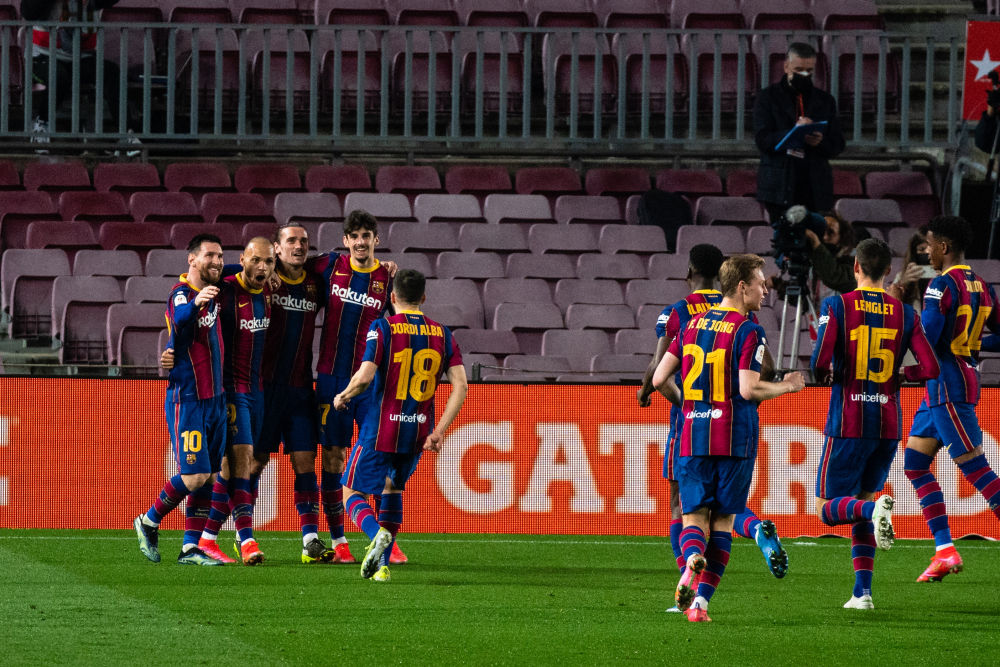 包含国王杯倒计时，成都蓉城赛后绝杀压哨，细节引发关注，震撼外界，纪律约束更严格的词条